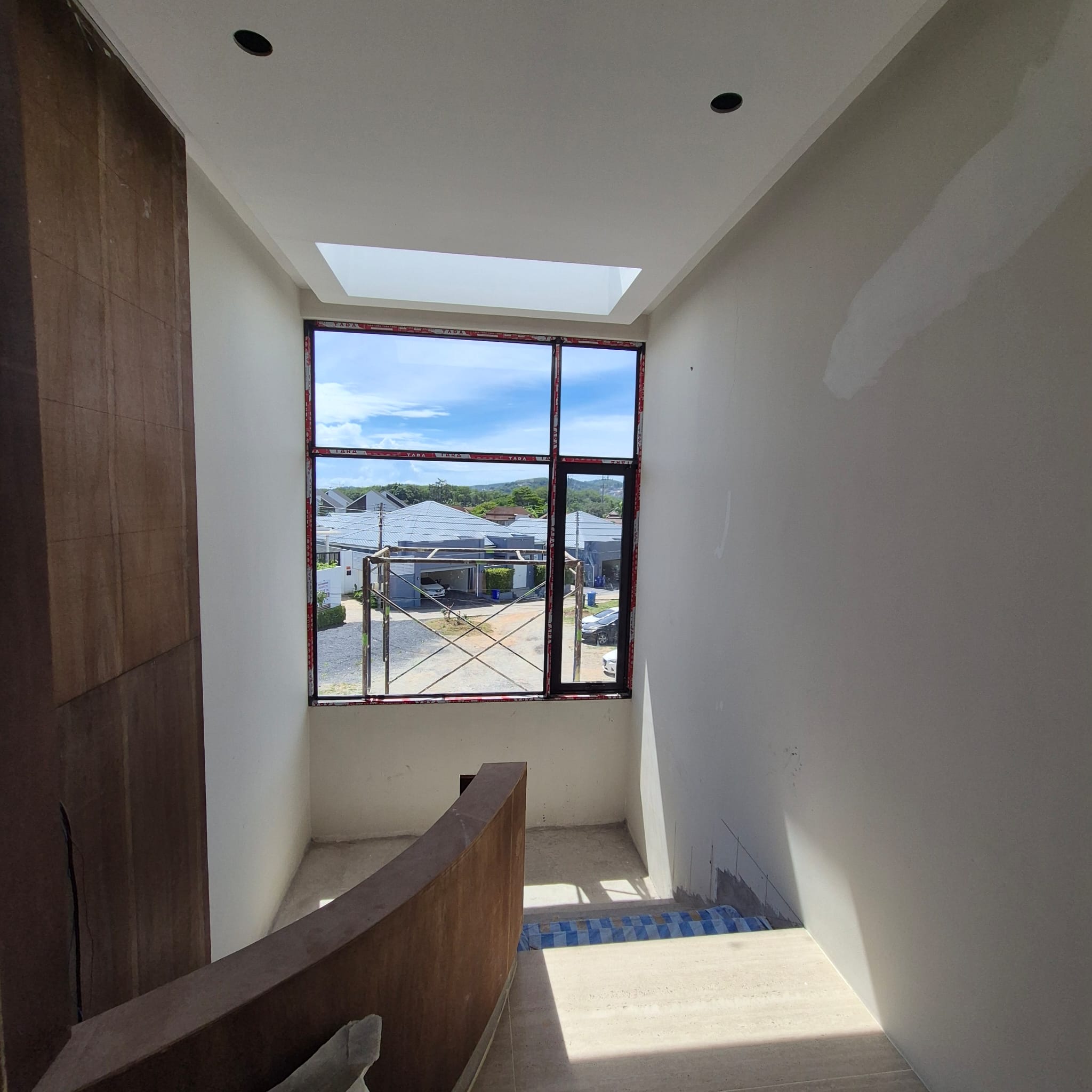 Stair landing and villa outlook