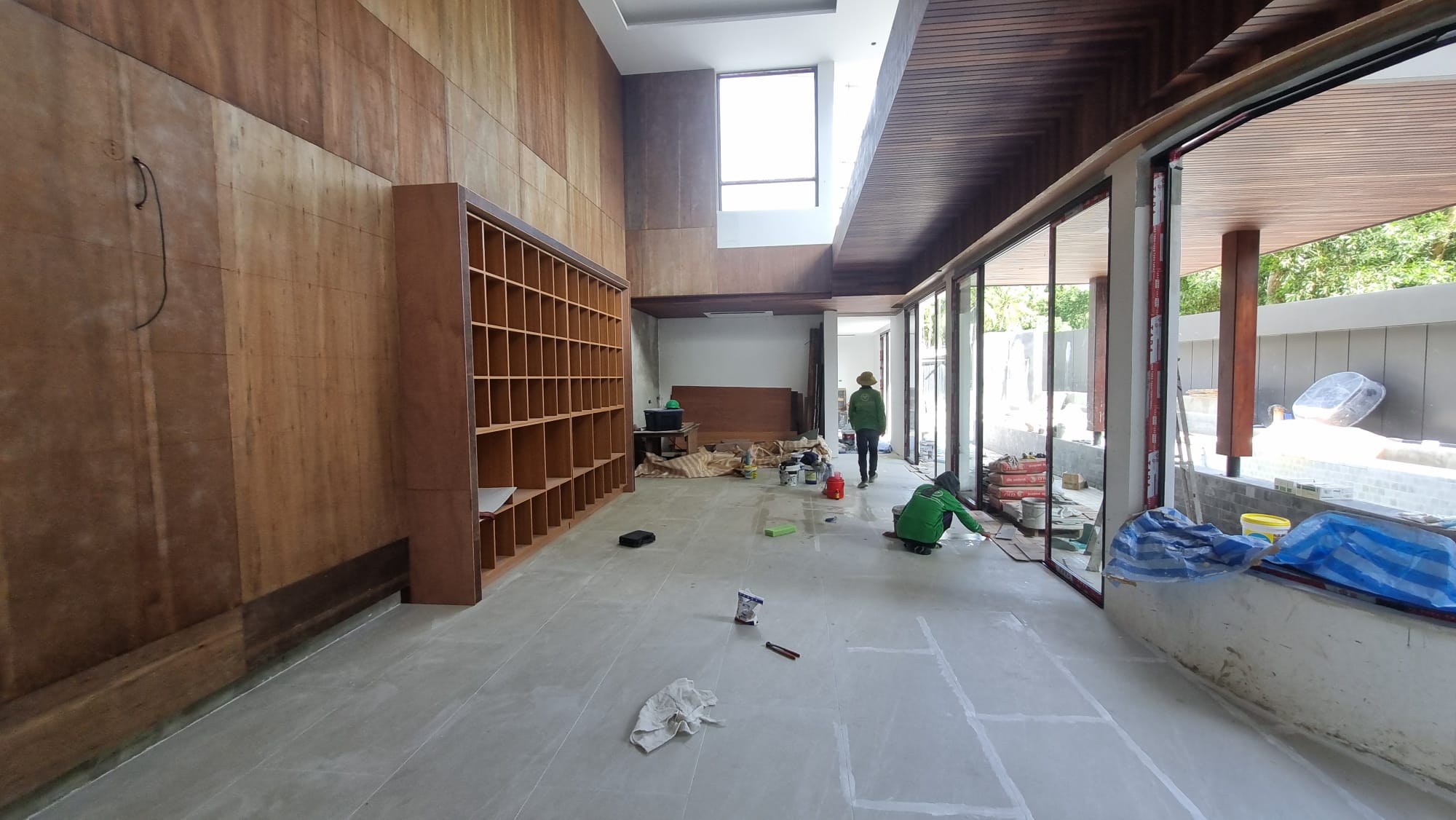 Open-plan living floor preparation